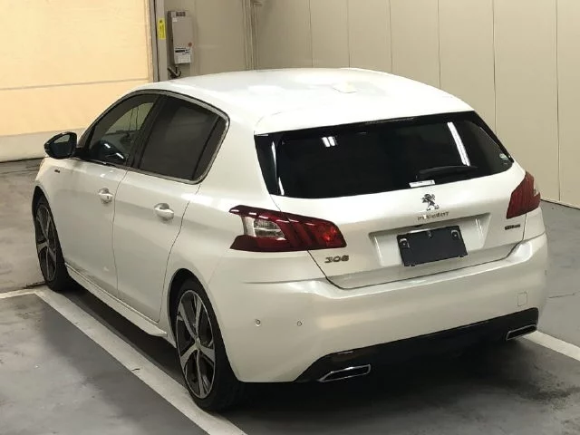 Peugeot 308  с аукциона в Японии