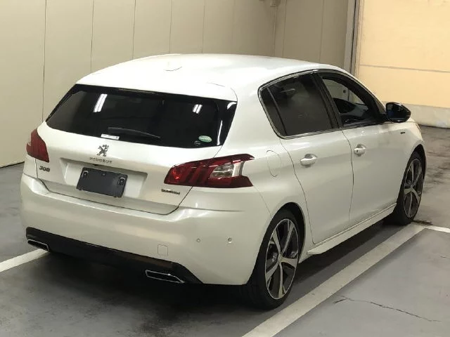 Peugeot 308  с аукциона в Японии