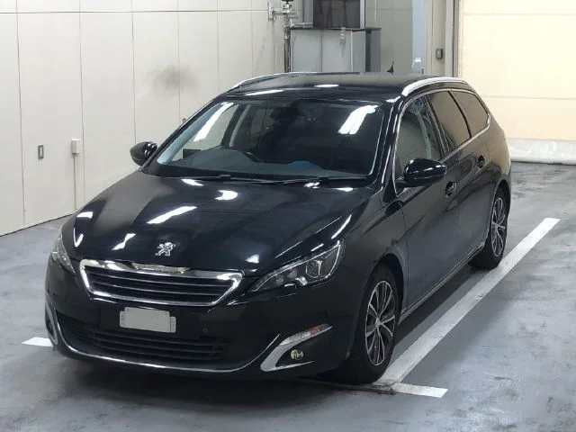 Peugeot 308  с аукциона в Японии