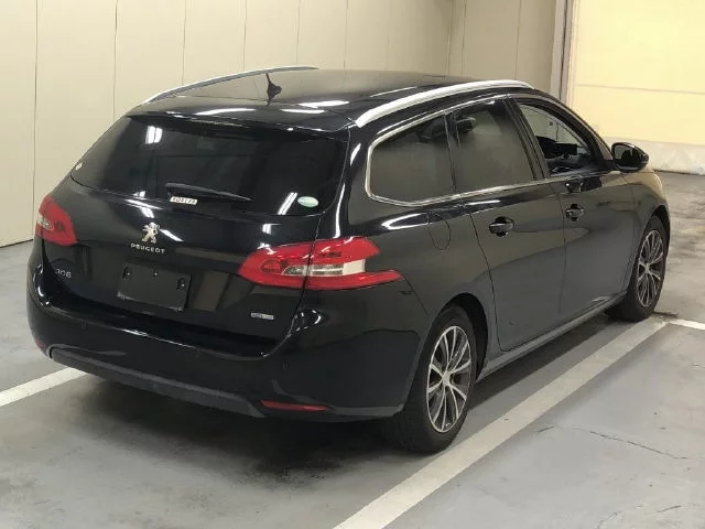 Peugeot 308  с аукциона в Японии
