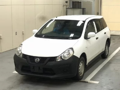Nissan AD