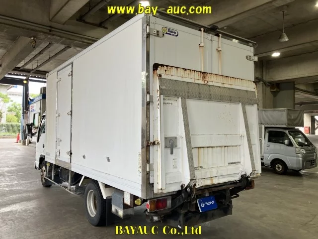 Isuzu Elf  с аукциона в Японии