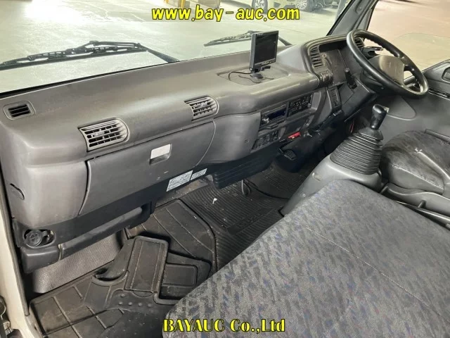 Isuzu Elf  с аукциона в Японии