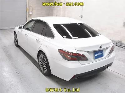 TOYOTA CROWN HYBRID