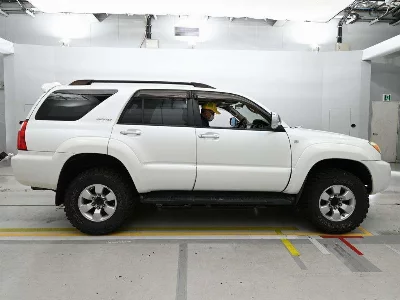 TOYOTA HILUX SURF