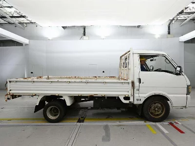 MAZDA BONGO BRAWNY TRUCK