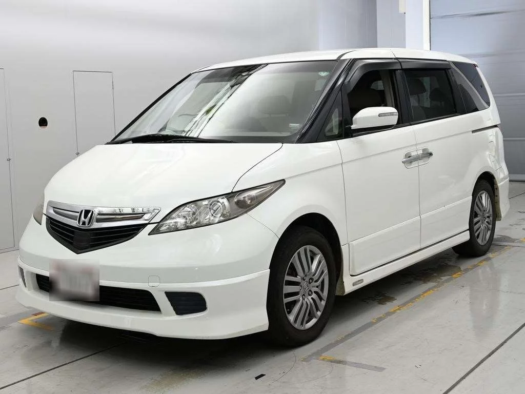 Honda Elysion  с аукциона в Японии