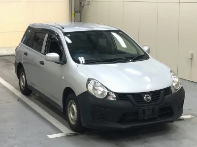 Nissan AD