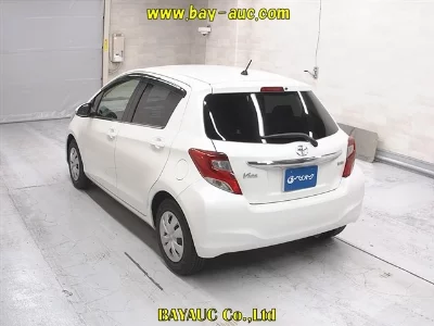 TOYOTA VITZ