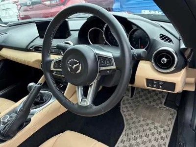 MAZDA ROADSTER