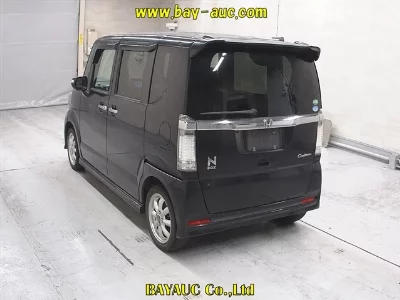 HONDA N BOX CUSTOM