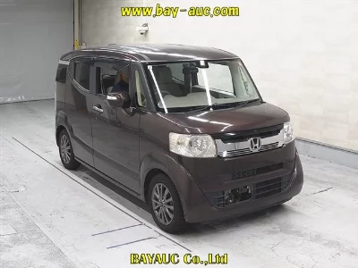 HONDA N-BOX SLASH