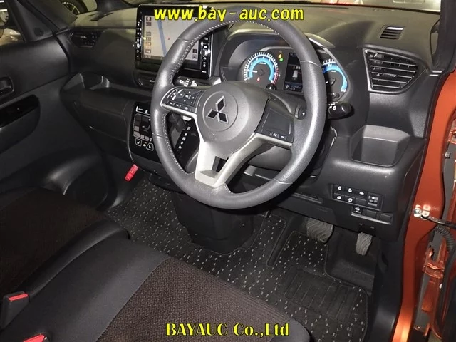 Mitsubishi eK X Space  с аукциона в Японии
