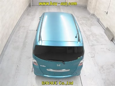 HONDA FREED SPIKE
