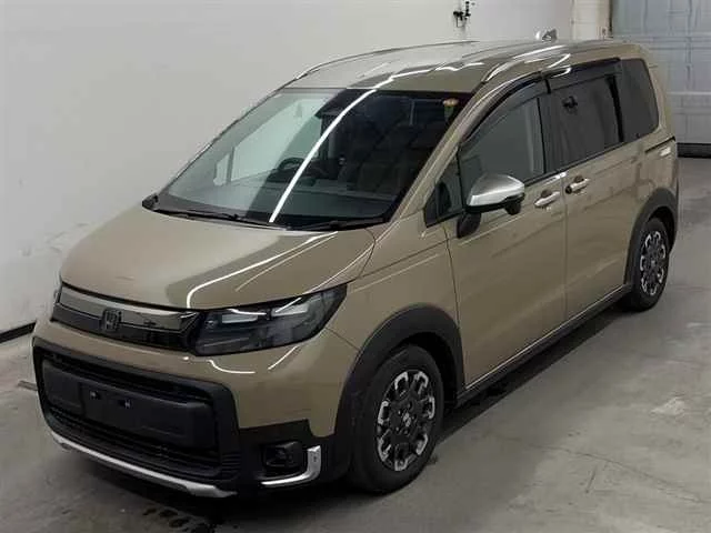 Honda Freed  с аукциона в Японии