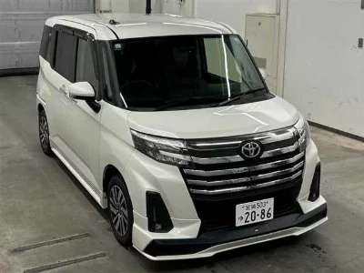 TOYOTA TANK