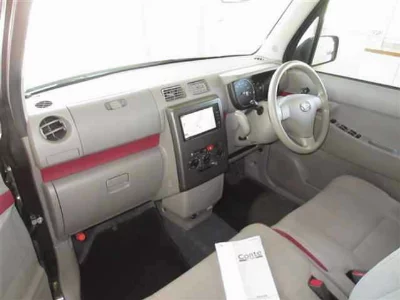 DAIHATSU MOVE CONTE