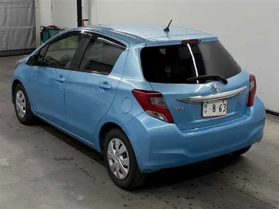 TOYOTA VITZ