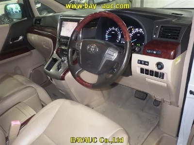 TOYOTA ALPHARD