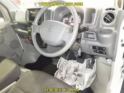NISSAN NV100 CLIPPER