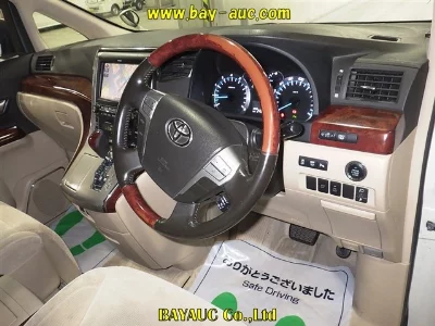TOYOTA ALPHARD