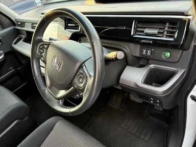 HONDA STEPWGN SPADA