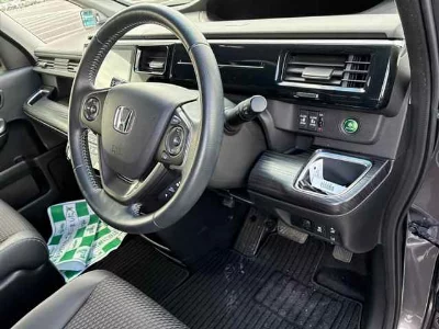 HONDA STEPWGN SPADA