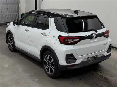 DAIHATSU ROCKY