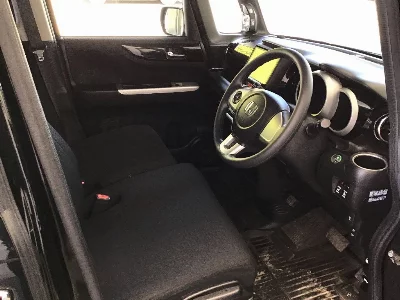 HONDA N BOX CUSTOM