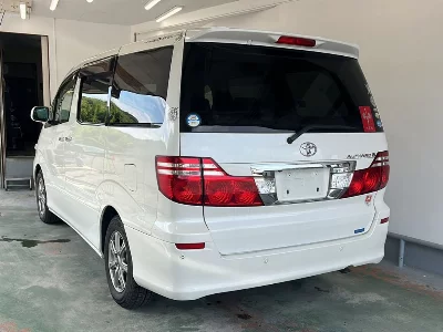 TOYOTA ALPHARD V