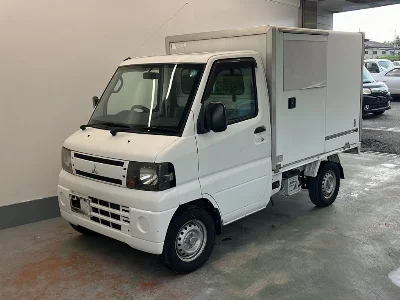 MITSUBISHI MINICAB TRUCK