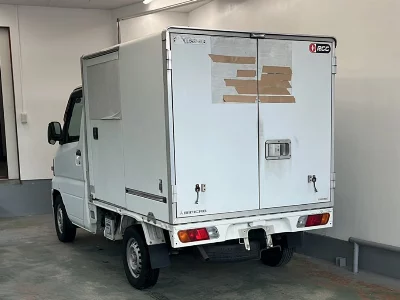 MITSUBISHI MINICAB TRUCK