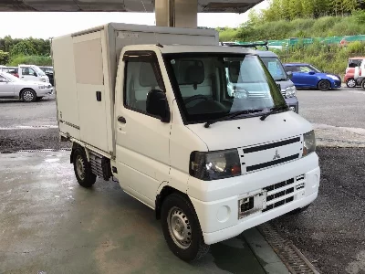 MITSUBISHI MINICAB TRUCK