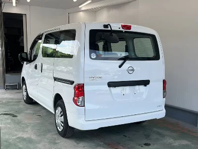 Nissan NV200 VANETTE VAN