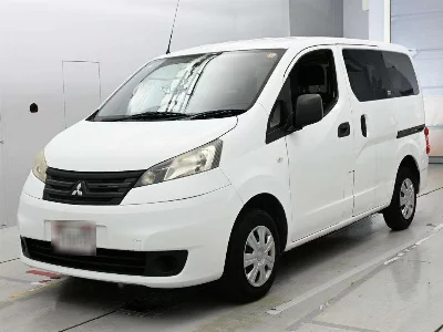 Mitsubishi Delica Van