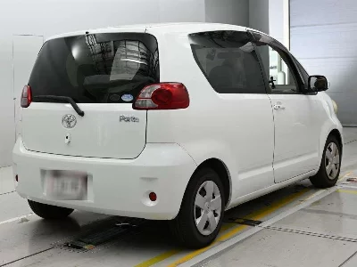 TOYOTA PORTE