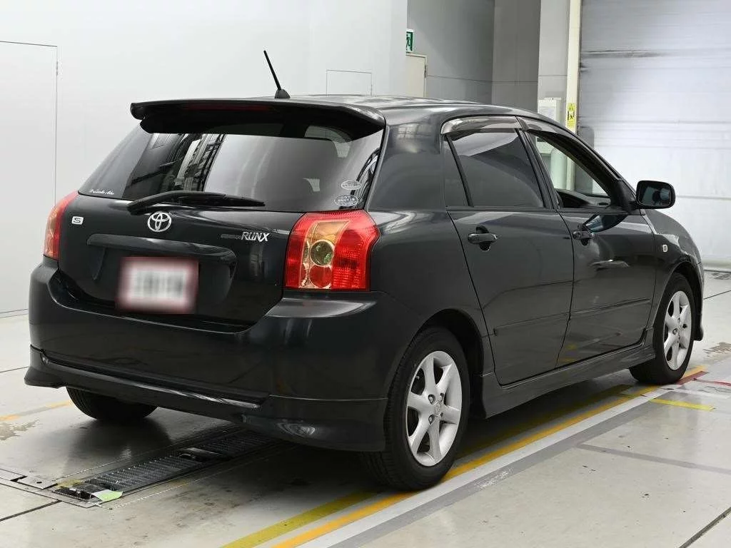 Toyota Corolla Runx  с аукциона в Японии