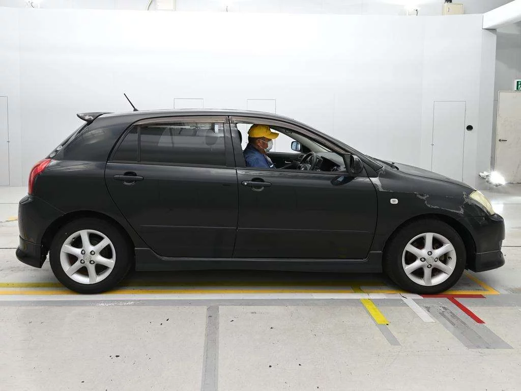 Toyota Corolla Runx  с аукциона в Японии
