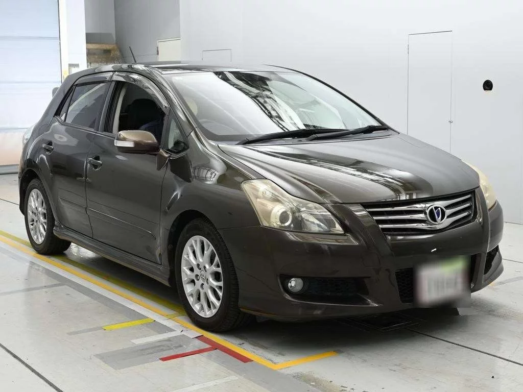 Toyota Blade  с аукциона в Японии