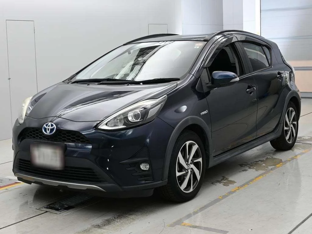 Toyota Aqua  с аукциона в Японии