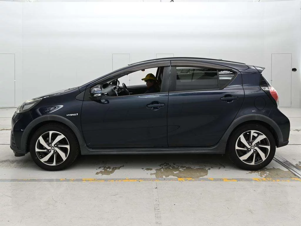 Toyota Aqua  с аукциона в Японии