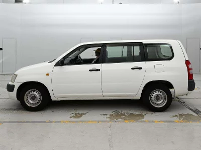 Статистика аукционов Toyota SUCCEED VAN