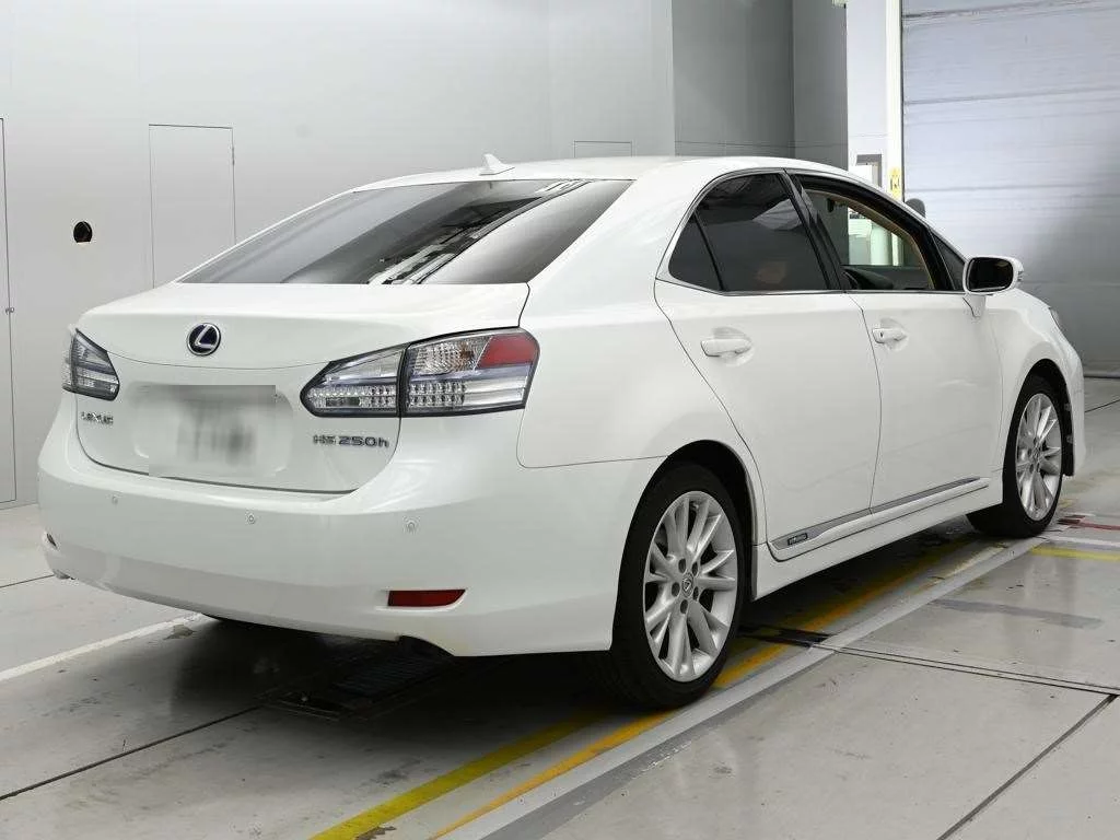 Lexus HS250h  с аукциона в Японии