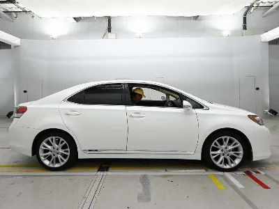 Lexus HS250h