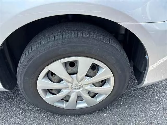 Toyota Corolla Axio  с аукциона в Японии