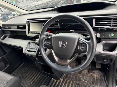 HONDA STEPWGN SPADA