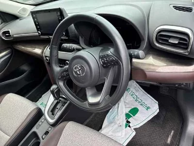 TOYOTA YARIS CROSS