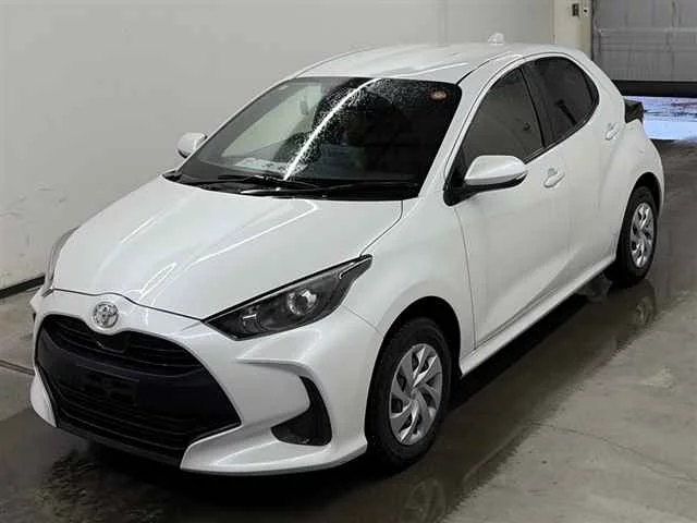 Toyota Yaris  с аукциона в Японии