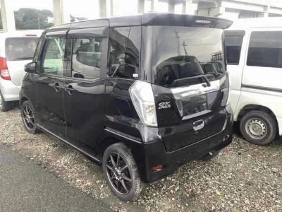 Mitsubishi eK X Space