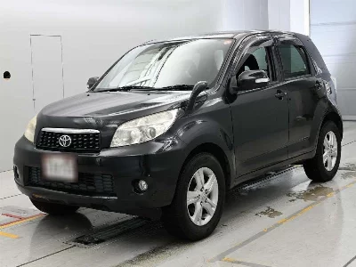 TOYOTA RUSH